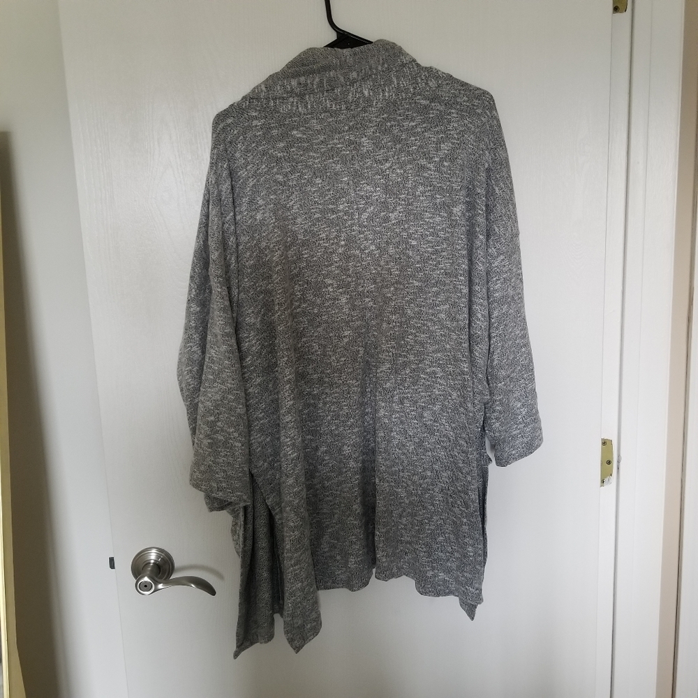 Grey Cardigan - Picture 4 of 4